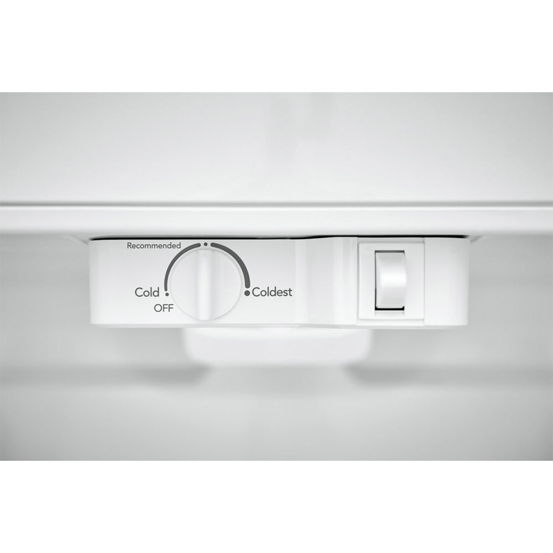 Top-Freezer Refrigerator 30 inch